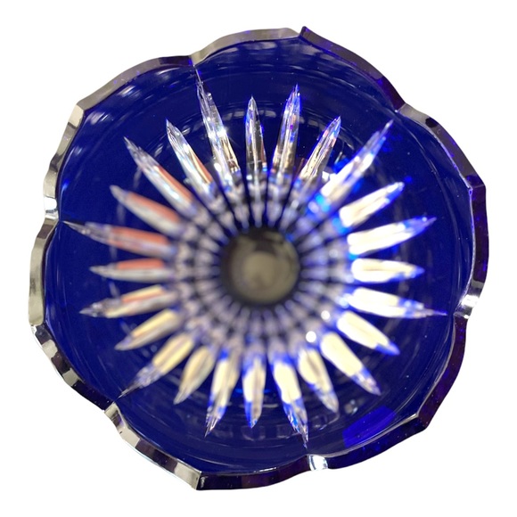 Vintage Art Crystal Bowl - Picture 3 of 8